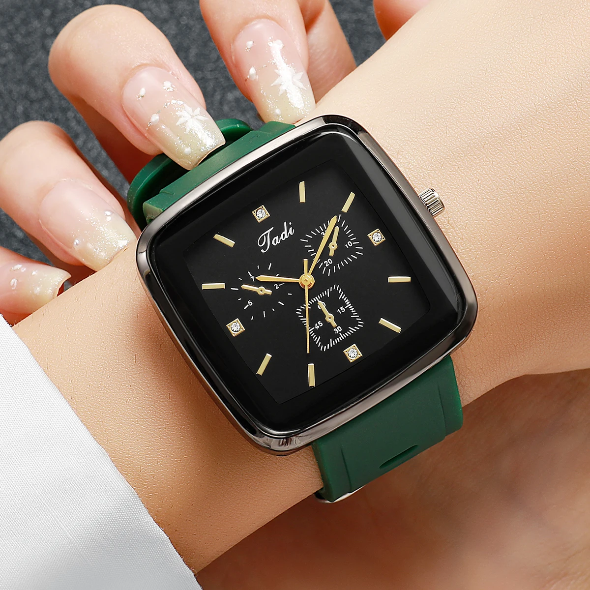 Modieuze dameshorloge met stra - Silicone Band Women recensie en prijs